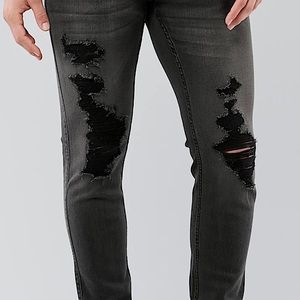 Hollister Men’s skinny jeans in ripped back wash